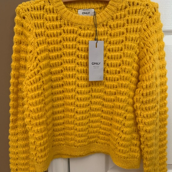 Yellow Knit Pullover Sweater - Picture 1 of 2